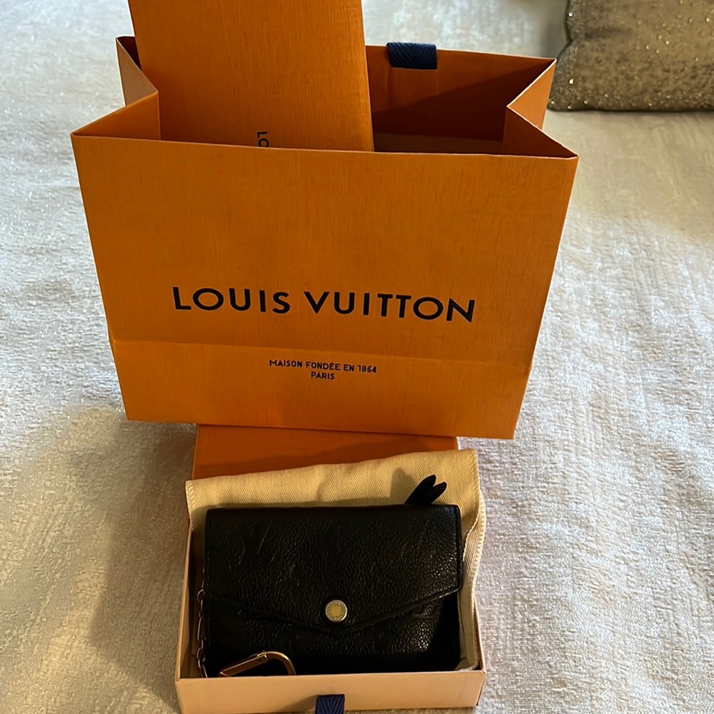 Louis Vuitton card holder wallet
